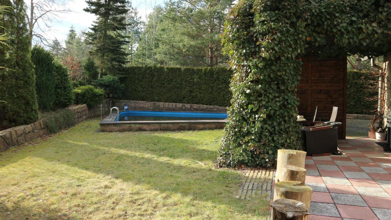 Ferienhaus Mit Pool Zum Traeumen Und Entspannen Fuer Alle Sinne Bad Schmiedeberg Exterior photo